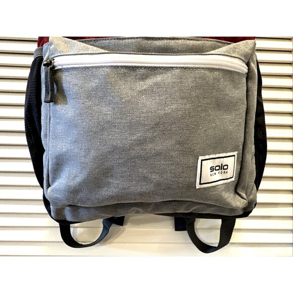 Solo New York Re:Solve Backpack Laptop Sleeve Recycled Red and Gray 16.5"x11.5" - Picture 2 of 8